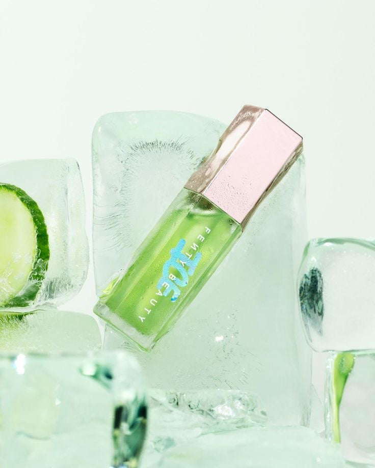 Brillant à lèvres rafraîchissant Fenty Beauty Gloss Bomb Ice