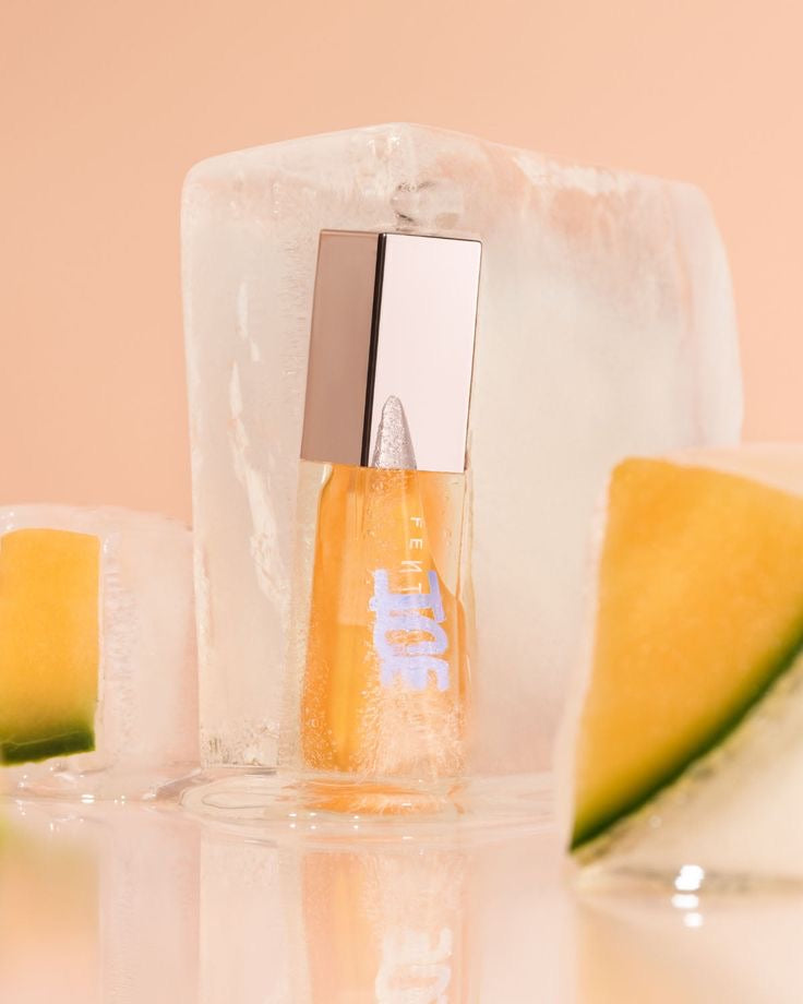 Brillant à lèvres rafraîchissant Fenty Beauty Gloss Bomb Ice