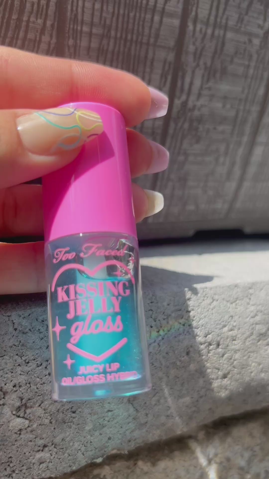 Duo d'huiles à lèvres brillantes Too Faced Kissing Jelly – Bubblegum & Blue Snow Cone (Édition limitée)